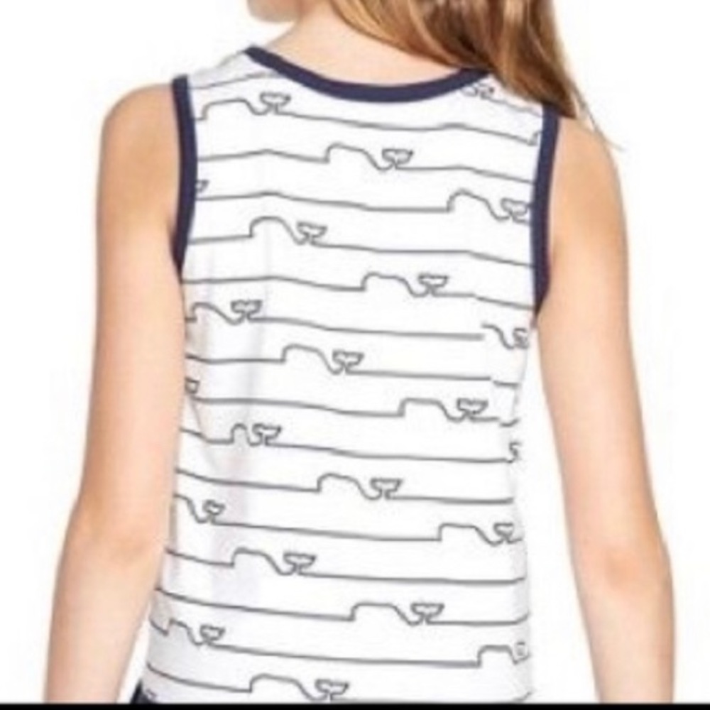 only worn once vineyard vines target girls size 10-12 blue and white tank top